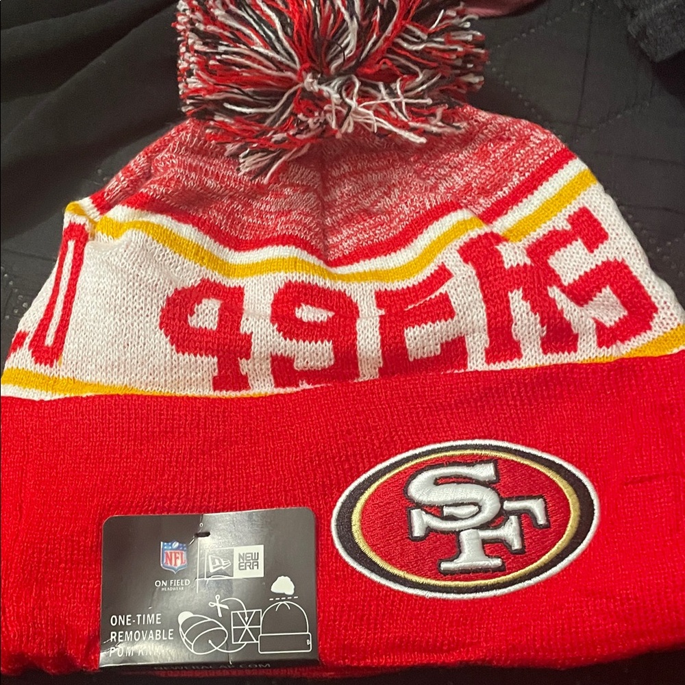 NFL 49ers Red and White Pom-Pom Beanie